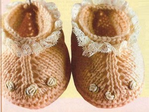 Pletene dečije papučice ili čizmice – RUČNI RADOVI