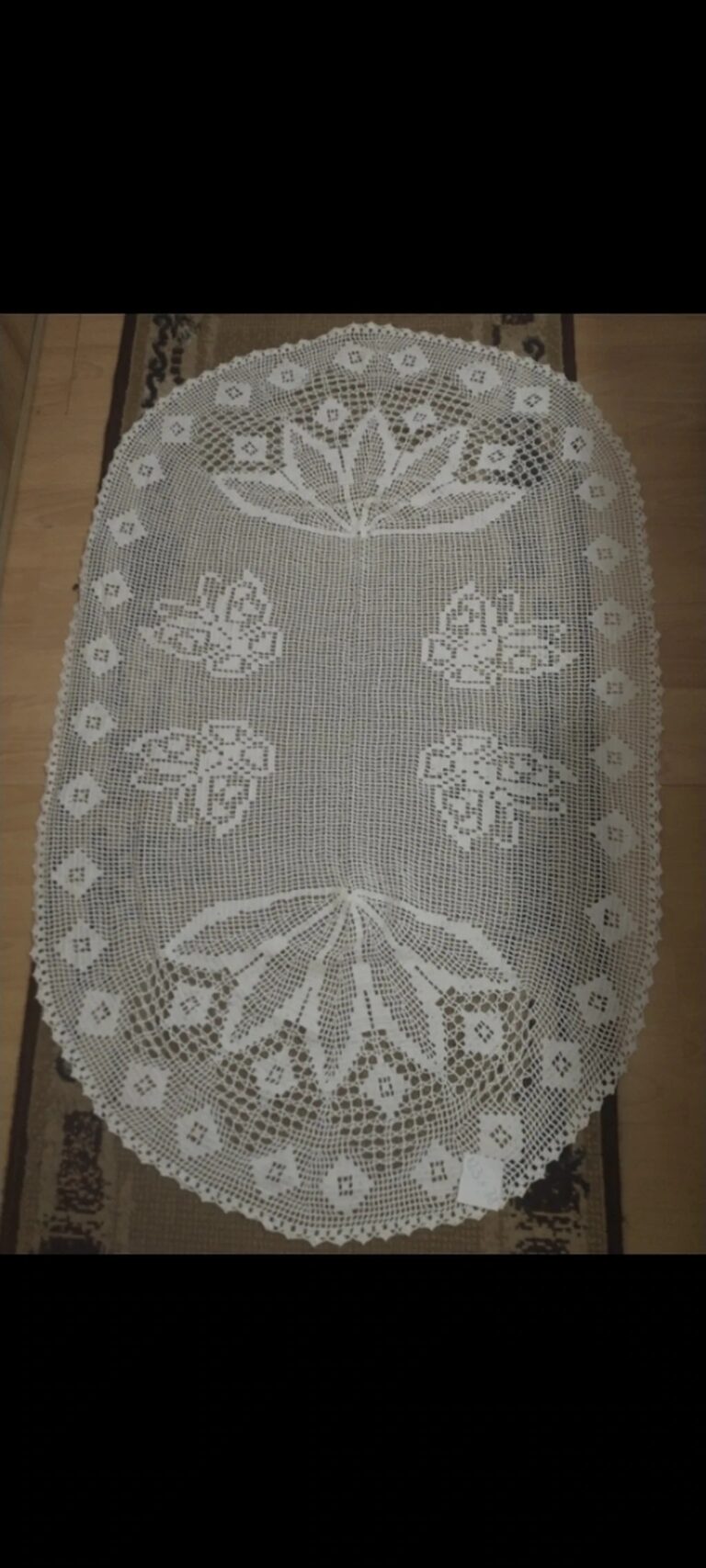 Ručno heklani stolnjaci